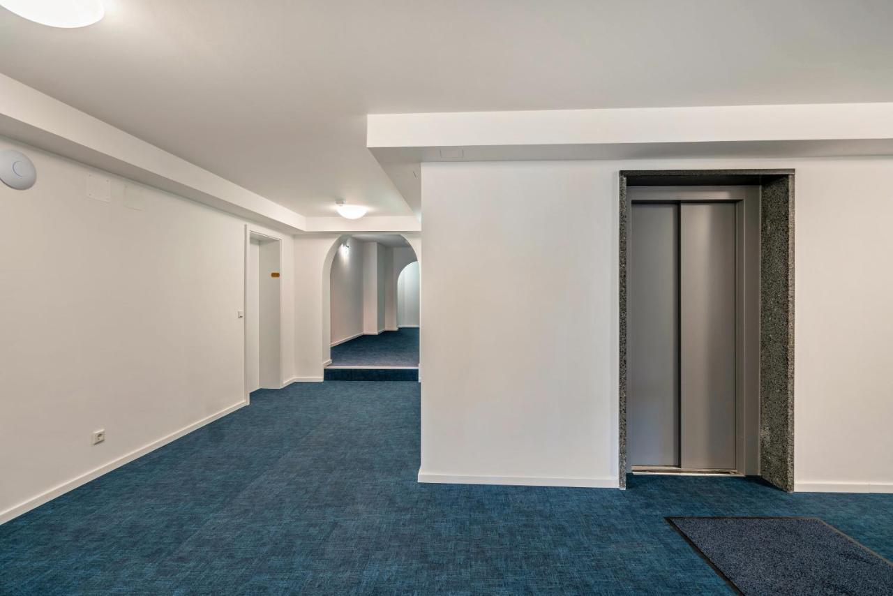Huber Living Basic 106 Appartement Germering Buitenkant foto