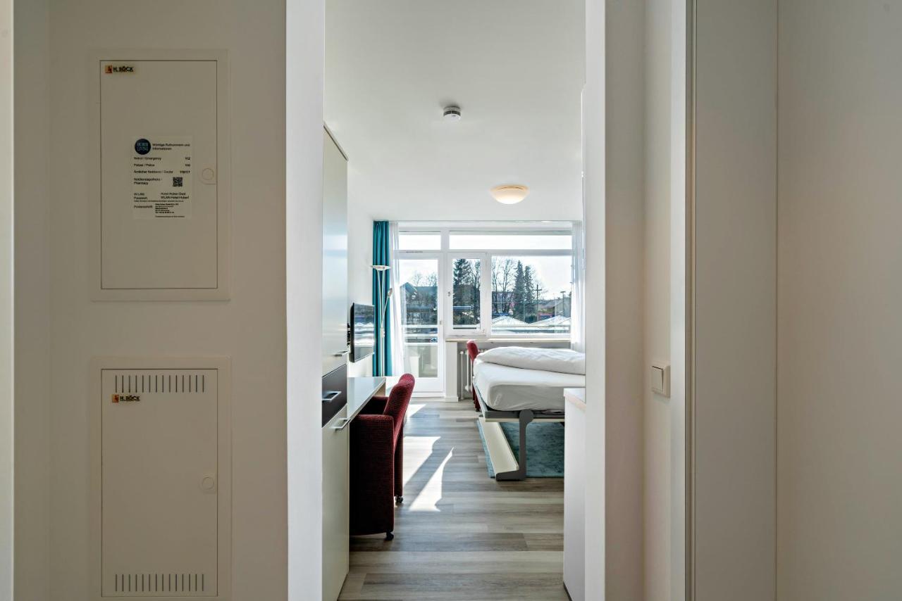 Huber Living Basic 106 Appartement Germering Buitenkant foto